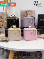 VIP 】CHANEL Box With Chain หนังคาเวียร์โทนสีพาสเทลน่ารัก รุ่นที่ดาราเซเลปใช้กันเยอะม๊ากกก สายโซ่ทองหรูหรา เหมาะมากสำหรับสาวๆ ชิคๆ พร้อมส่งที่ไทยที่นี่ที่เดียว