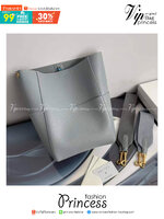 CELINE Sangle Bucket bag in soft grained calfskin / CELINE TOTE BAG พร้อมส่ง กระเป๋าทรงโท้ท ใบใหญ่ ภายในโล่งกว้าง จุของได้เยอะ ใช้งานง่าย ได้ทุกลุค สวยหรู