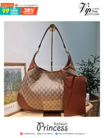 GUCCI B shoulder bag กระเป๋าสะพายไหล่รุ่นใหม่ล่าสุด สวยเริ่ดมากๆ เรียกว่าเป็นกระเป๋าที่เป็นกระแสสุดๆ และใช้ได้แบบ unisex ใบใหญ่ใส่ของได้แบบจุกๆ