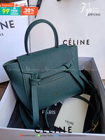 พรีเมี่ยมกิ๊ฟแท้ 100% 】CELINE HANDLE AND CROSSBODY BAG VIP GIFT WITH PURCHASE (GWP) กระเป๋าถือและสะพายพรีเมี่ยมกิ๊ฟ Limited Edition จาก CELINE HAUTE PARFUME DUTYFREE COUNTER หนัง Saffiano ดีไซน์ยอดนิยมหนังสวยอยู่ทรงดูแลรักษาง่าย เปิดปิดด้วยฝาปิด Belt ด้าน