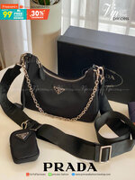 พรีเมี่ยมกิ๊ฟแท้ 100% 】PRADA Re-Edition 2005 nylon shoulder bag [black]
