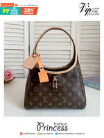 LV The Drop PM กระเป๋าสะพายทรงโฮโบหูจับในตัว ยกให้เป็นเจ้าต้าวน่าร้ากกกก! ที่ใครเห็นต้องเป็นคลั่งรัก คลาสสิค ผู้ดี หรูหราได้ทุกลุค ทุกสไตล์