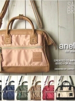 ANELLO NYLON 2 WAY MINI BOSTON BAG 2017 แบรนด์ฮิตติดลมบนในขณะนี้ กับคอลเลคชั่นใหม่เป็นรุ่นทรงShoulder bag วัสดุNYLON สลับกับ Pu น้ำหนักเบา กันน้ำได้ ช่องใหญ่เปิดปิดด้วยซิปคู่ ปากกระเป๋ามีโครงสะดวกใช้ ดูแลรักษาง่าย ตัวจริงน่าใช้ทุกสีเลยคะ เป็นรุ่นใหม่อีกรุ