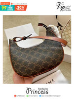 CELINE Ava bag in Triomphe canvas and leather กระเป๋าสะพายไหล่ รุ่นยอดฮิต ดีไซน์แบบสวยสับ รูปทรงคลาสสิคใช้งานได้ง่าย แมทช์ได้หลากหลายสไตล์