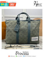 LV Weekend Tote NM Bag Monogram Washed Denim canvas กระเป๋าถือใบใหญ่พร้อมสายสะพาย ทรงโท้ทเดนิมลายโมโนแกรมปั้มนูน 🤍 สินค้าเกรดออริจินอล