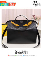 FENDI Monster Bag 36cm เกรดเทพออริจินอล กระเป๋ายอดนิยมของแบรนด์ ดีไซน์สวยเรียบหรูแฝงด้วยความเก๋ สามารถสะพายหรือถือ เหมาะสมกับวัยรุ่น สะดวกในการพกพาไม่ว่าสาว ๆ จะไปเที่ยวต่างจังหวัด ต่างประเทศหรือแม้กระทั่งทำกิจกรรมแอดเวนเจอร์ต่าง ๆ ก็ไม่ทำให้เกะกะแต่อย่าง