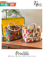 FENDI Small Roll shopper Bag / Fendi Bucket Bag @Chinese Valentine’s Day Limited Edition shopper กระเป๋าทรงบัคเก็ต ดีไซส์สวยหลากสี ในเทศกาลจีนวาเลนไทน์ โดดเด่นด้วยลายนูน FF เป็นเอกลักษณ์ที่ปักด้วยเส้นด้ายหลากสี