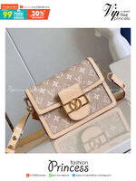 LV Dauphine soft beige Monoglam canvas 25 cm เกรดท็อปออริจินอล มีความละเอียดของเนื้องานมากที่สุด ปราณีตตรงปกทุกใบ ใช้สลับของแท้ได้ ใช้งานต่างประเทศได้ เข้าออกผ่านทุก ตม. สุดยอดเดอะเบสท์ไอเท็ม สวยหรู ผู้ดี หรูหรา ดูแพงมาแต่ไกล