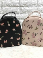 Bershka backpack bag ✔️รุ่นหายากค่ะ กระเป๋าสะพายหลัง หนังซาฟเฟียโน่ ด้านหน้าปักรูปดอกไม้ งานปักเน้นๆ สวยงามมากๆค่ะ เปิดปิดกระเป๋าแบบซิป ภายในโล่ง ใส่ของได้จุนะค่ะ สายสะพายด้านหลังเลื่อนปรับฟรีไซด์ค่ะ รุ่นนี้ขนาดกำลังดี น้ำหนักเบา ใบจริงน่ารักน่าใช้