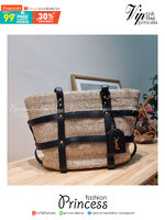 YSL PANIER STUDDED LEATHER TRIMMED WOVEN RAFFIA สวยไม่ซ้ำใคร ใหม่ที่สุด กับกระเป๋าสะพายสานทรงยูนีค ที่เติมดีเทลความหรูด้วยสายหนังคาดตกแต่ง ดูแพงไปอีก