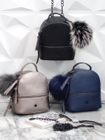 สินค้ารุ่นใหม่สัปดาห์นี้ ค๊า เป้ มินิ รุ่นใหม่ ได้ Look Minimal style แฝงความน่ารักนิดๆ ต้องใบนี้เลยค๊า KEEP ' All-day backpack with shoulder strap ' 📍ความพิเศษ คือ สาย ถอดได้ปรับเปลี่ยนได้ตามการใช้งาน (สะพายหลัง-สะพายข้างลำตัว ) ใน set 