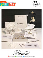แพ็คสุดคุ้ม! CHANEL 7Days EARRING VIP ชุดกิ๊ฟเซทสุดเลอค่า ไอเท็มหายากชวนสะสมมาเป็นชุดให้ถึง7แบบ7สไตล์สลับใช้ ดีไซน์สวยเลอค่าสุดคลาสสิค จองด่วนไอเท็มแบบนี้นานๆจะหลุดมาให้ช้อป จะซื้อใช้เองหรือมอบเป็นของขวัญก็เลิศหรูดูดีมาใน Original Package มีกล่อง ริบบิ้น 