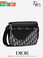 หนังแท้ DIOR MINI SADDLE MESSENGER BAG Beige and Black Dior Oblique Jacquard and Black Grained Calfskin พร้อมส่งที่ไทย งานหนังแท้และผ้าแจ็คการ์ดออริจินอล ภาพสินค้าถ่ายจากงานขายจริง ใช้งานต่างประเทศได้