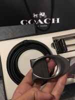 COACH BELT VALUE PACK BOX SET เซทเข็มขัด 2 in 1 Limited Edition จาก Coach ในเซทมีหัวเข็มขัด 2 แบบ 2 สไตล์สวยน่าใช้ สายเข็มขัดสามารถกลับใช้ได้ 2 ด้าน สีดำ หนังมี 2 ลาย 2 ด้านนะคะให้หนุ่มๆสามารถสลับใช้ถึง 4 แบบในเซทเดียวไม่จำเจ เข็มขัดปรับได้ Freesize มาพร้