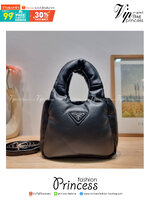 PRADA Small padded Soft nappa-leather bag พร้อมส่ง 4 สี น้องใหม่ล่าสุด กับคอลเลคชั่นที่ทำออกมาตอบโจทย์ได้ทุกไลฟ์สไตล์ **ราคาพิเศษสุดคุ้ม งานสวยเกินราคา