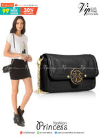 Tory Burch mini Amanda Leather crossbody bag กระเป๋าสะพายทรงครอสบอดี้ ที่ดูเรียบง่ายแต่ยังคงเสน่ห์ความเป็นTory ด้วยโลโก้ที่เป็นซิกเนเจอร์ มีฟังก์ชั่นการใช้งานที่ง่าย และคล่องตัว ทำให้สะดวกใช้งานได้ทุกที่ทุกเวลา สุดคลาสสิกและดูแพงด้วยโลโก้ด้านหน้าอะไหล่สีท