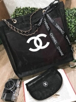 ห้ามพลาด Set สุดคุ้ม! ซื้อ1ได้ถึง2! Chanel GWP Shopping Bag With Pouch VIP Gift With Purchase กระเป๋าสะพายทรง Shopping Bag พร้อมกระเป๋าPouchใบเล็กเข้าชุดเเพ็คคู่รุ่น Limited Edition พรีเมี่ยมกิ้ฟแท้จาก Chanel Perfume Counter วัสดุ Nylon โปร่งคุณภาพดี ใบให
