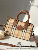 Burberry bag Crossbody Bag Vip Gift with Purchase (GWP) พรีเมี่ยมกิ๊ฟ Limited Edition จาก BURBERRY PERFUME