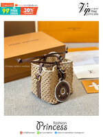 LV Noé Purse bag Raffia bag 5" / LV Bucket Bag กระเป๋าสานทรงบัคเก็ตไซส์มินิ ดีไซน์ใหม่สุดเอ็กซ์คลูซีฟจากเส้นใยถักแบบโครเชต์ พร้อมสายสะพาย ใช้ในวันสบายๆ ผ่อนคลาย เรียบหรูดูมีสไตส์