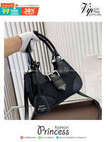 PRADA Moon Re-Nylon and leather bag ใหม่ล่าสุด กับคอลที่ใครๆเห็นก็ต้องรัก ขนาดกำลังน่ารัก ดีไซน์สวยดุ และยังดูแพงได้อีก