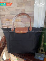 ของแท้ 💯% LONGCHAMP LE PLIAGE ORIGINAL SHOULDER BAG L ( หูยาว )กระเป๋าสะพายไหล่ รุ่น Original มีเอกลักษณ์อันโดดเด่นของรุ่นไอคอนนิคของ Longchamp อย่าง Le Pliage