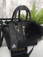 New arrival 👍 จากแบรนด์ KEEP ทรง รุ่น hanger on black