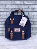 DOUGHNUT MACAROON MINI BACKPACK กระเป๋าเป้สีหวาน สามารถสะพายหลัง/ถือน่ารักๆ ได้เลยค่ะ วัสดุผ้าไนล่อน สามารถกันน้ำซึมได้ระดับนึง ด้านหน้ามีช่องเก็บของได้นะคะ เปิดปิดด้วยซิปบน ด้านข้างเก็บของได้จุกจิก ด้านในมีช่องใส่ของ ใส่ Ipad จุของคุ้มจริงๆค่า สายสะพายด้