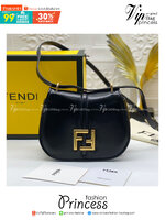 FENDI C’mon Mini leather bag สีดำ เกรดออริจินอล สลับแท้ ภาพถ่ายจากงานขายจริง ใช้งานต่างประเทศได้