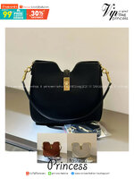 ORI หนังแท้ | CELINE CAMILLE 16 SOFT BAG IN SMOOTH กระเป๋าทรงโฮโบที่ตัวแม่ตัวมัมใช้กันเยอะสุดๆ ด้วยรูปทรงยอดนิยม สะดวกใช้ด้วยอะไหล่บิดล็อค สีทองสวยโดดเด่น