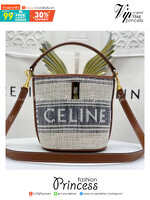 small CELINE TEXTILE BUCKET BAG / CELINE TEEN BUCKET in STRIPED TEXTILE WITH JACQUARD ดีไซน์ทรง Bucket small size เนื้อหนาแข็งแรง ภายในกว้างและจุใส่สัมภาระได้เยอะจุใจ อะไหล่แบรนด์สีทองสุดหรู