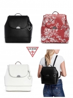 GUESS CASSIA LOGO BACKPACK รุ่นใหม่ชนช้อป!! กระเป๋าเป้สะพายขนาดกลาง ตั้งอยู่ทรงสวย เปิดปิดด้วยกระดุมแม่เหล็ก ขยายปากกระเป๋าได้ด้วยกระดุมทั้ง2ด้าน ภายในบุผ้ามีลายsignatureแบรนด์ มีช่องซิปแยกจากช่องใหญ่ ด้านหลังมีช่องซิปเพิ่มใช้งานได้จริง สายสะพายปรับความยา
