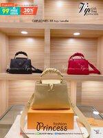 LV CAPUCINES BB top handle ที่สุดของความสวยในราคาเบาๆ กระเป๋าถือสุดหรู มาพร้อมหูจับหนังจับย่น ดีไซน์ทรงคลาสสิค ดีงามม้ากกกก!! ด้วยรูปทรงวินเทจ พร้อมส่งครบ box set ในราคาที่คุ้มที่สุด จัดเถอะค่า ยืนยันว่าสวยคุ้ม!!
