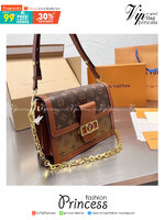 LOUIS VUITTON DAUPHINE Bag พร้อมส่ง กระเป๋าสะพายคงความคลาสสิคและสวยหรู ภายในแบ่งสัดส่วนใช้งานง่าย **ล็อทราคาพิเศษสุดคุ้ม งานสวยเกินราคา ภาพถ่ายจากงานจริง