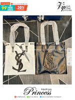 YSL shopper tote leather drawstring closure กระเป๋าทรงชอปปิ้ง มาใหม่ หนังสวย ผูกด้วยสายหนัง โดดเด่นด้วยโลโก้ด้านหน้า มีให้เลือก 2 สี 2 ขนาด ภายในโล่งกว้างมาก ใช้งานง่าย สะดวกสุดๆ