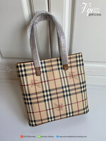 พรีเมี่ยมกิ๊ฟแท้ 100% BURBERRY TOTE VINTAGE BAG VIP GIFT WITH PURCHASE (GWP)