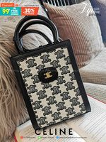CELINE MINI CANVAS HAND CARRY AND CROSSBODY BAG VIP GIFT WITH PURCHASE (GWP) พรีเมี่ยมกิ๊ฟ Limited จาก CELINE HAUTE PARFUME DUTYFREE COUNTER วัสดุ CANVAS ทรงเหลี่ยมดีไซน์ Casual สวยคลาสสิค