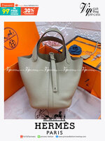 หนังแท้ Hermes Picotin Lock 18 bag กระเป๋าถือแบรนด์หรูระดับโลก งานเกรดออรินอล หนังแท้ทั้งใบ หนังมีลายทอริลลอนคล้ายของจริง มาพร้อมตัวล็อคเคลลี่ Kelly lock รูปทรงเรียบแต่หรู ใช้งานได้ทุกโอกาส ถือง่าย ใช้งานง่าย ภายในโล่งกว้าง ภาพสินค้าถ่ายจากงานขายจริง ใช้ง