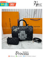 ORI หนังแท้ | LV Speedy P9 Bandoulière 30 Jackets กระเป๋าสะพายทรงหมอนสปีดี้ หนังสีดำ ประดับหมุดกระดุม ภายในบุหนังสีแดงแบบควิลต์งดงามสมบูรณ์แบบ