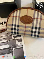พรีเมี่ยมกิ๊ฟแท้ 100% กระเป๋าอเนกประสงค์ สุดหรู BURBERRY COSMETIC BAG