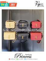 ไอเท็มขึ้นแท่น the best seller!! YSL SOLFERINO SATCHEL LEATHER / YSL crossbody bag กระเป๋าสะพายข้าง โลโก้โดดเด่น ดีเทลดูแพงด้วยตัวล็อค ใช้งานง่าย แน่นหนา งานหนังสวยเต็มใบ ภายในเป็นช่องโล่ง ใส่ของสำคัญได้เลยสบายๆ สายสะพายครอส ปรับใช้ได้ตามตัว ใบจริงสวยคม ร
