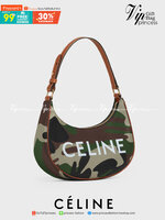VIP 】Celine Ava Bag In Canvas With Camouflage And Celine Print รุ่นนี้ออกแนวสายลุยแต่ยังคงความคลาสสิกทั้งลายที่แสนโดดเด่น และสายแบบเข็มขัดก็เข้ากันได้ดีสุด ๆลวดลายcamo แบบสะดุดตา การใช้งานไม่ซับซ้อน ตอบโจทย์สำหรับหากสาว ๆ คนไหนที่กำลังมองหากระเป๋าสะพายไหล
