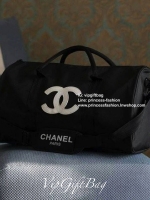 Chanel travel & fitness bag กับ Chanel Travel Bag Gym Duffel Weekend ตัวกระเป๋าเป็นผ้า Oxford หนาอย่างดี
