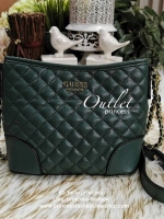 Guess Woman Factory Crossbody Bag กระเป๋าสะพายรุ่นใหม่ดีไซน์สวยหรูคลาสสิคจาก GUESS FACTORY วัสดุหนังเเกะสังเคราะห์เนื้อหนานิ่มลายตาราง เปิดปิดด้วยซิปสะดวกใช้ ด้านหน้ามีโลโก้ ภายในมีโลโก้ช่องใส่ของ และช่องซิป ใส่กระเป๋าสตางค์ใบยาว ของใช้ได้จุ มาพร้อมสายสะพ