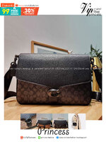 COACH Soft Tabby Messenger In Signature Canvas C8430 CH769 ไอเท็มที่หนุ่มๆต้องไม่พลาด กระเป๋าทรงแมสเซนเจอร์ใบใหญ่กำลังพอดี พร้อมด้วยสายสะพาย 2 เส้น