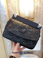 TORY BURCH MARION SADDLE BAG สวยหรูมาก กระเป๋าทรง CROSSBODY *หนังแท้ทั้งใบ ตกแต่งลายฉลุ อะไหล่ทอง