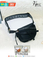 LOEWE Gate bag กระเป๋าสะพายทรงสวยสับสุดเริ่ดๆ ใช้ได้ทั้งหนุ่มๆและสาว คูลๆ สุดยอดแบรนด์ที่ดีไซน์เป็นเอกลักษณ์ โดดเด่น สวยหรู สไตล์คลาสสิค พร้อมสายสะพายสปอร์ต