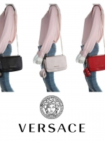 VERSACE JEAN SHOULDER BAG SYNTHETIC 2019 กระเป๋าสะพายข้าง//หิ้วได้ วัสดุหนังอย่างดี สวยงามค่ะ ด้านหน้ามีโลโก้แบรนด์ เปิดปิดแบบกดล็อค ภายในกว้าง สามารถใส่กระเป๋าสตางค์ใบยาวได้ ของอื่นๆพอประมานเลยค่ะ มีช่องซิปและช่องโล่งให้ สายสะพายแบบโซ่มีหนังรองบ่า สามารถ