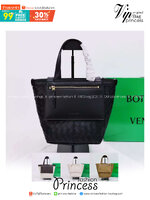 BOTTEGA Small Flip Flap Tote bag soft Intrecciato leather with zippered pocket กระเป๋าทรงโท้ทดีไซน์สานเป็นเอกลักษณ์หรูหรา จุของได้เยอะ เกรดออริ สลับแท้ 1:1 ใช้งานต่างประเทศได้