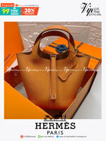 หนังแท้ Hermes Picotin Lock 18 bag กระเป๋าถือแบรนด์หรูระดับโลก งานเกรดออรินอล หนังแท้ทั้งใบ หนังมีลายทอริลลอนคล้ายของจริง มาพร้อมตัวล็อคเคลลี่ Kelly lock รูปทรงเรียบแต่หรู ใช้งานได้ทุกโอกาส ถือง่าย ใช้งานง่าย ภายในโล่งกว้าง ภาพสินค้าถ่ายจากงานขายจริง ใช้ง