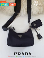 BEST SELLER!! **กำลังมาแรงมากค่ะ กับแบรนด์ PRADA ใบเดียวคุ้มมากค่ะ อุปกรณ์ ครบชุด **ซื้อ1ได้ถึง3ไอเท็ม ทั้งสายยาว และกระเป๋าใส่เหรียญ และป้ายแท็คหนัง อย่างดี **อะไหล่ปั้มแบรนด์แท้ทุกจุด วัสดุทำจากผ้า Nylon อย่างดี กันน้ำได้ อยู่ทรงสวย สามารถใส่กระเป๋าตังค